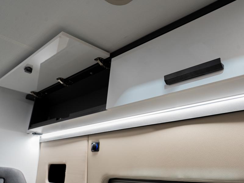 MCLOUIS MENFYS S-LINE 7 LIFESTYLE