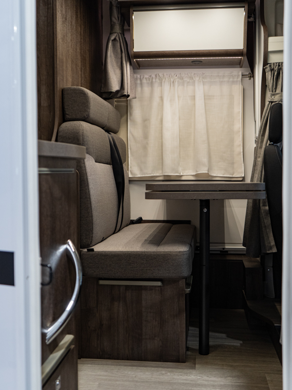 BENIMAR TESSORO 440 UP