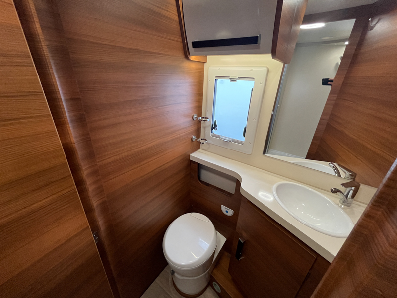 ELNAGH BARON 573 140CV