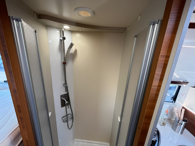 ELNAGH BARON 573 140CV