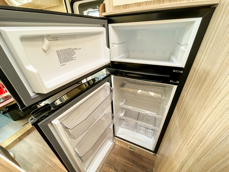 ELNAGH T-LOFT 530-140CV