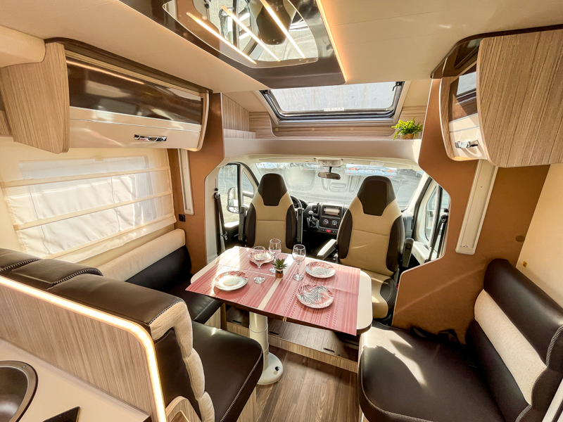 ELNAGH T-LOFT 530-140CV