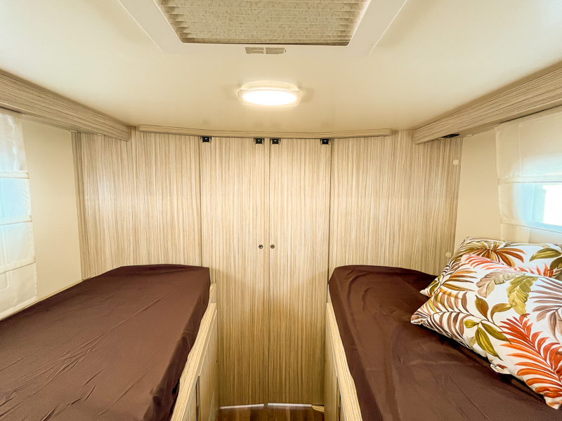 ELNAGH T-LOFT 530-140CV