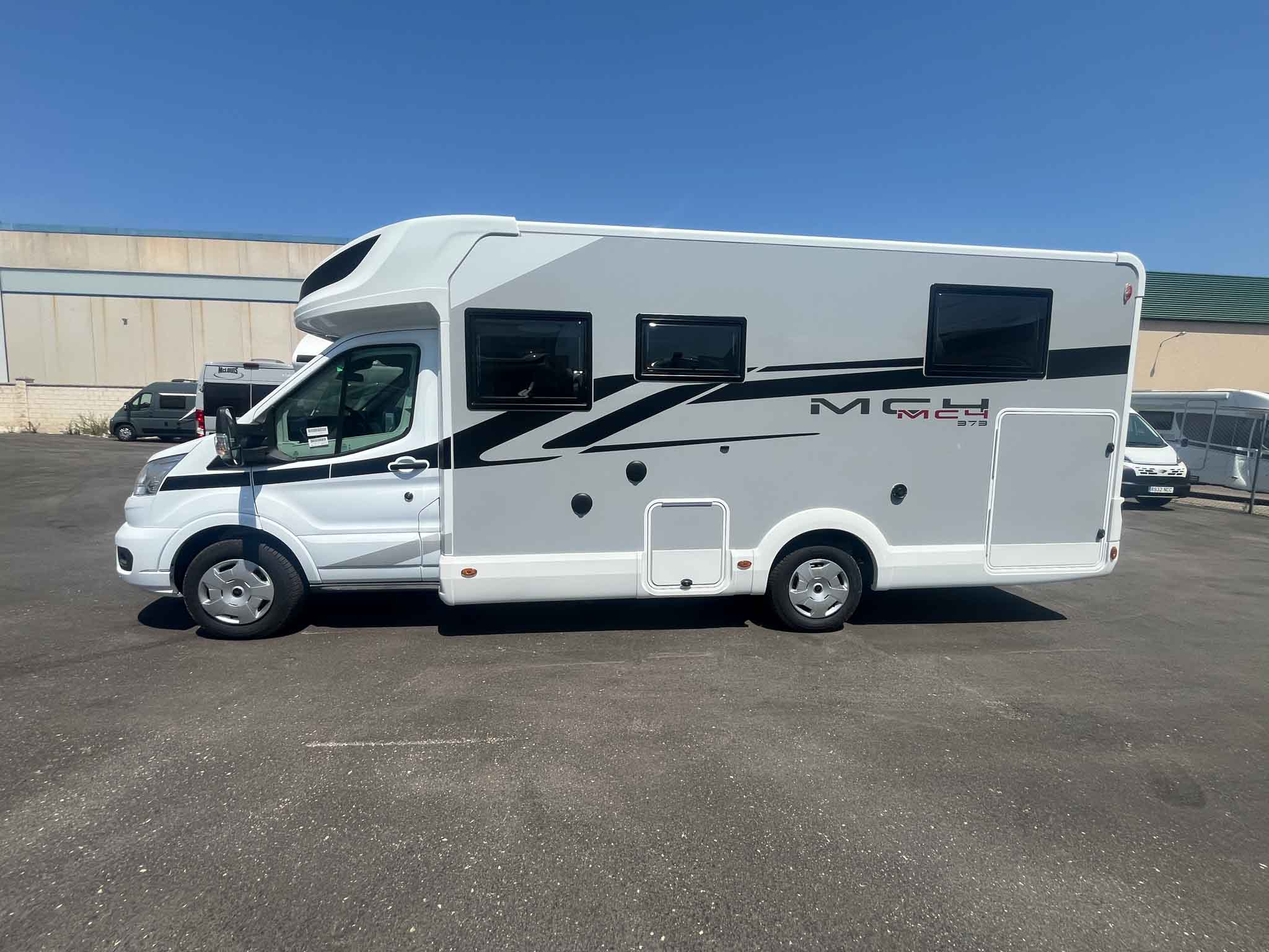 MCLOUIS MC4 300 FORD 373 