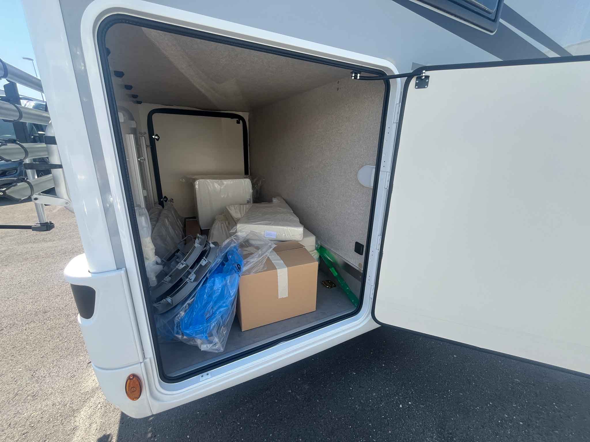 MCLOUIS MC4 300 FORD 373 