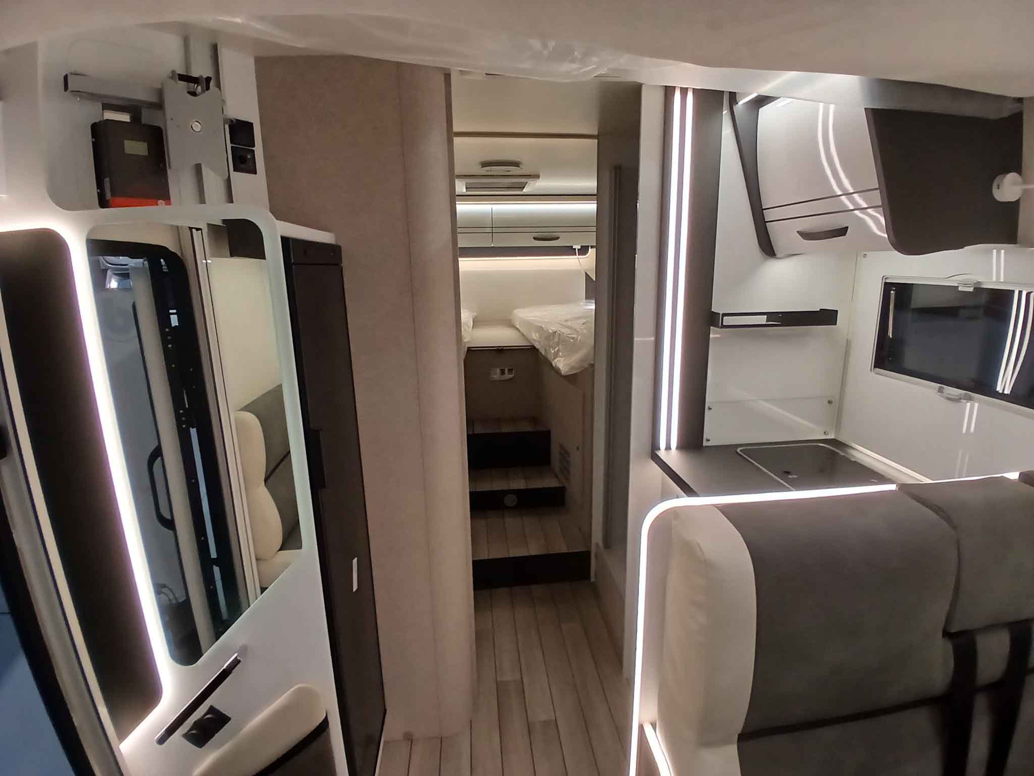 MCLOUIS MC4 373 FORD 