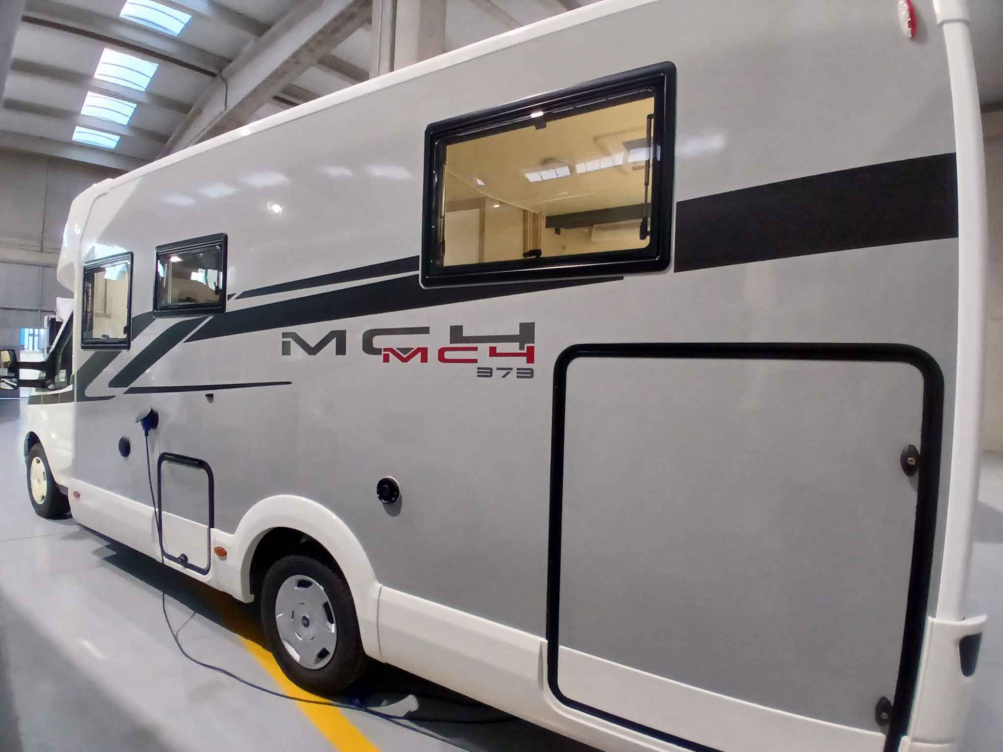 MCLOUIS MC4 373 FORD  