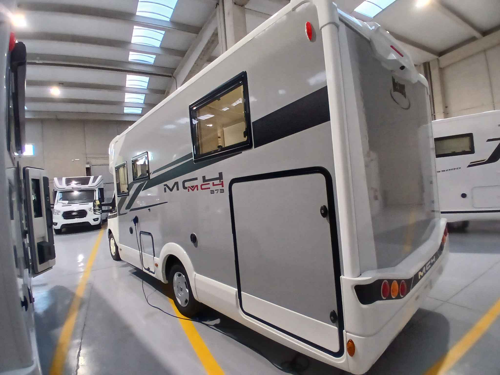 MCLOUIS MC4 373 FORD  