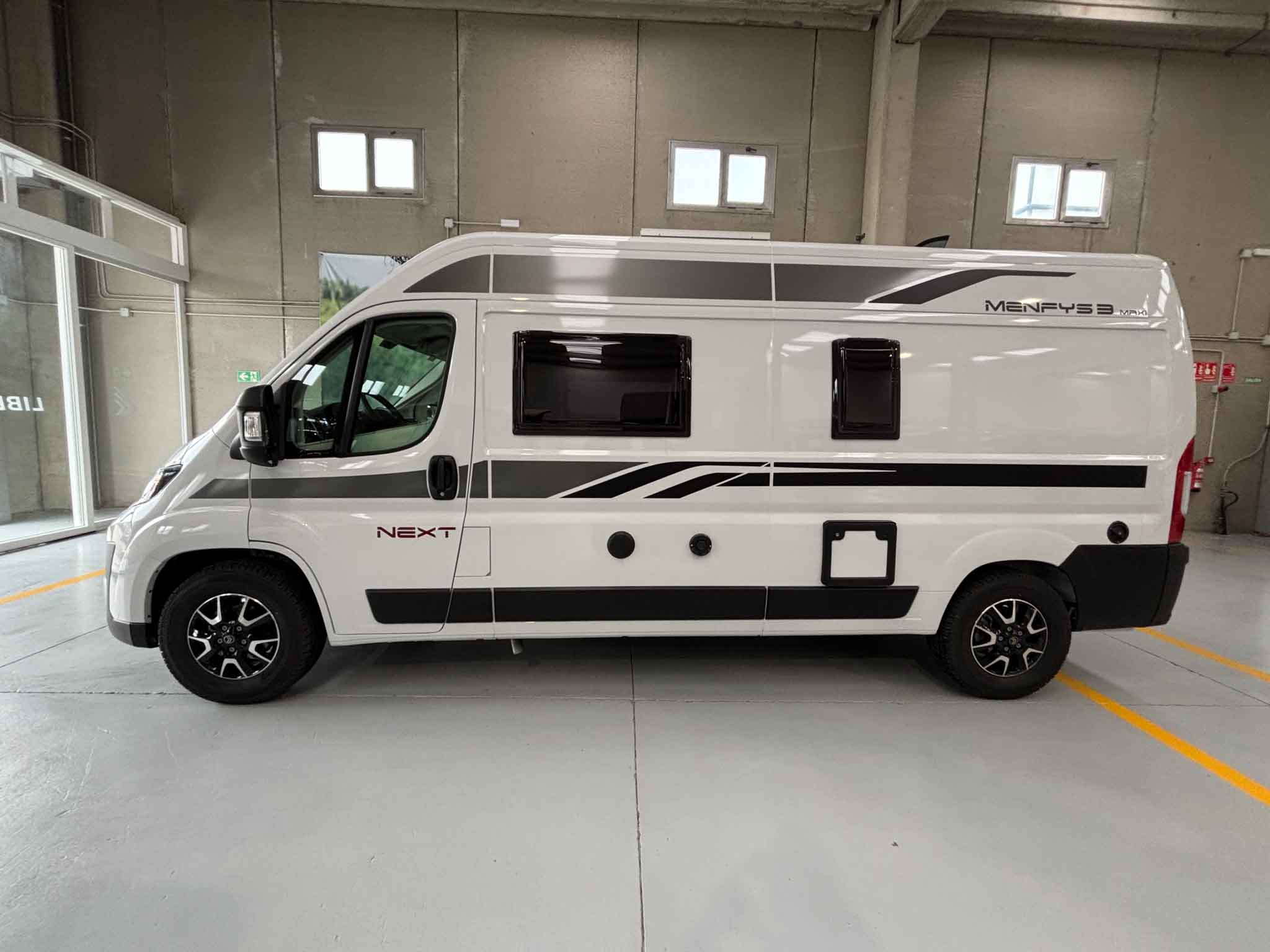 MCLOUIS MENFYS 3 MAXI  